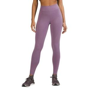 Lululemon Keep the Heat Thermal High-Rise Tight 28"
Purple Ash size 4